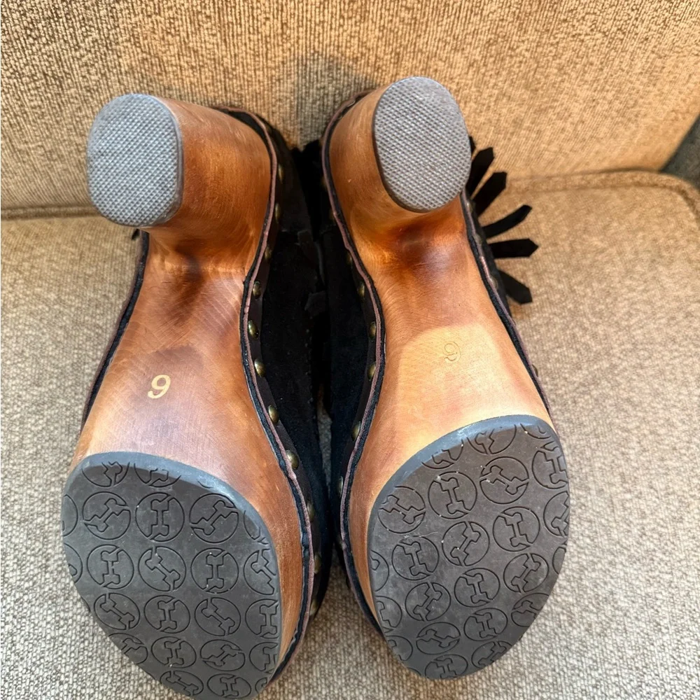 Flogg Leather Black Suede Platform Shoes with Fringe - Picture 5 of 7